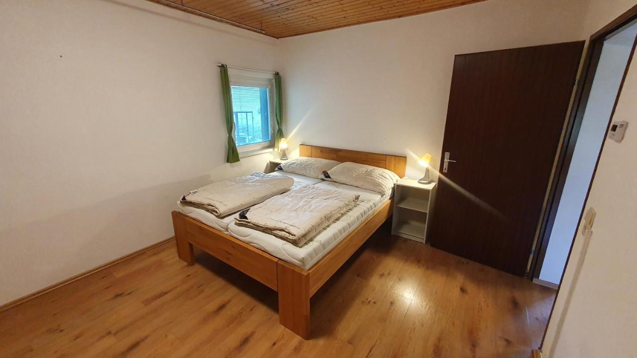 Apartman Тауплиц Екстериор снимка